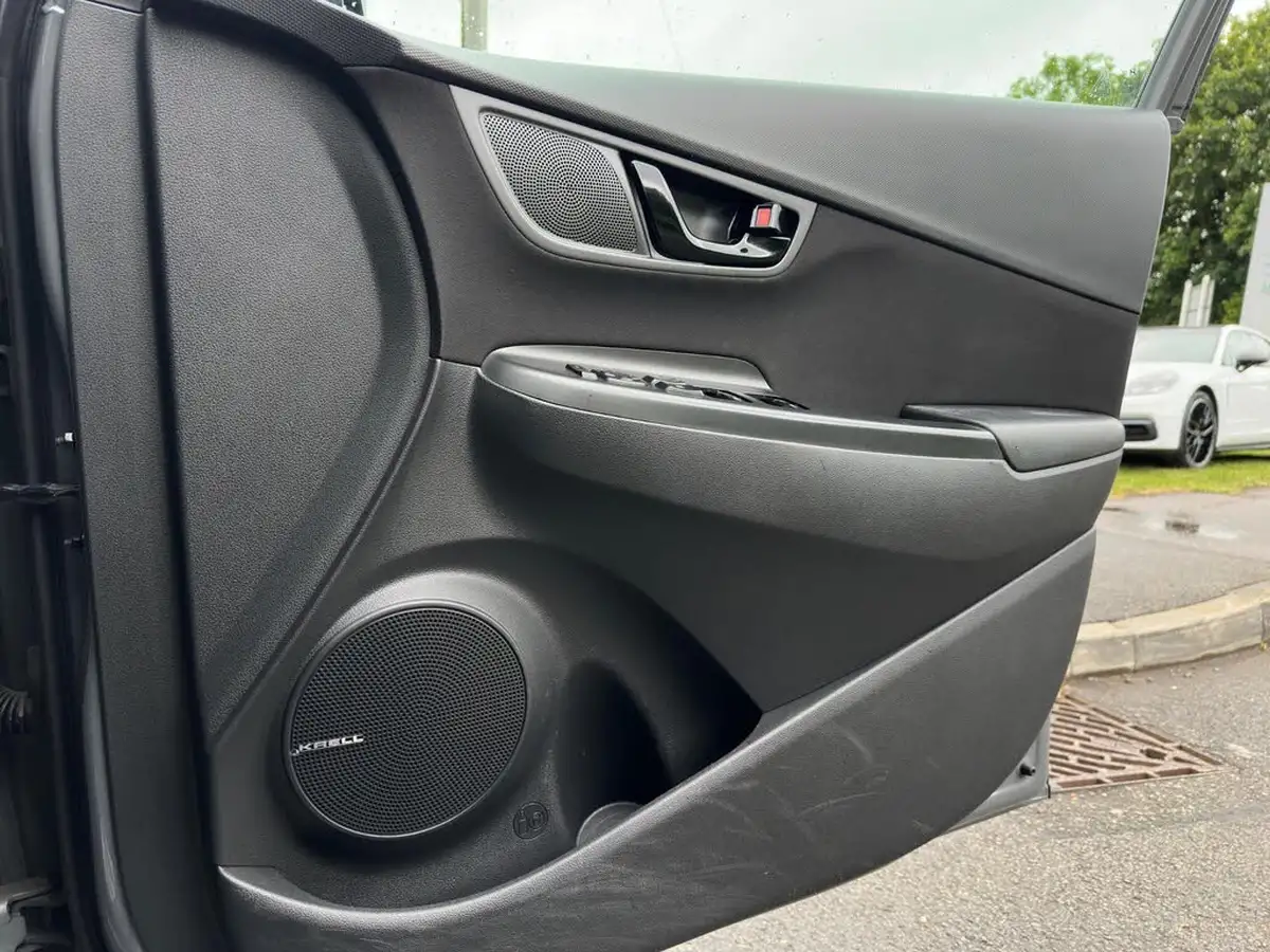 2020-hyundai-kona-16-gdi-premium-big-53