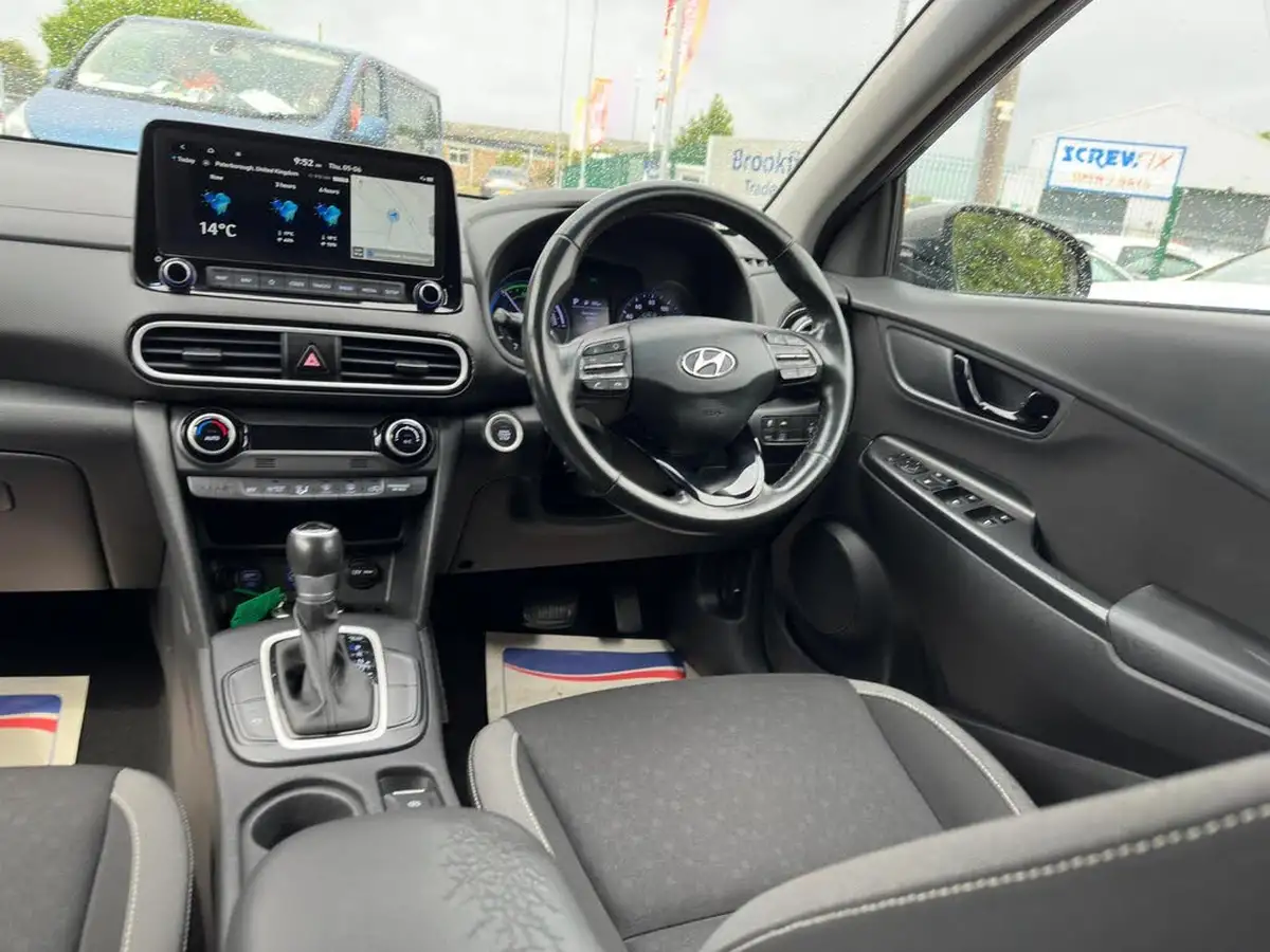 2020-hyundai-kona-16-gdi-premium-big-29