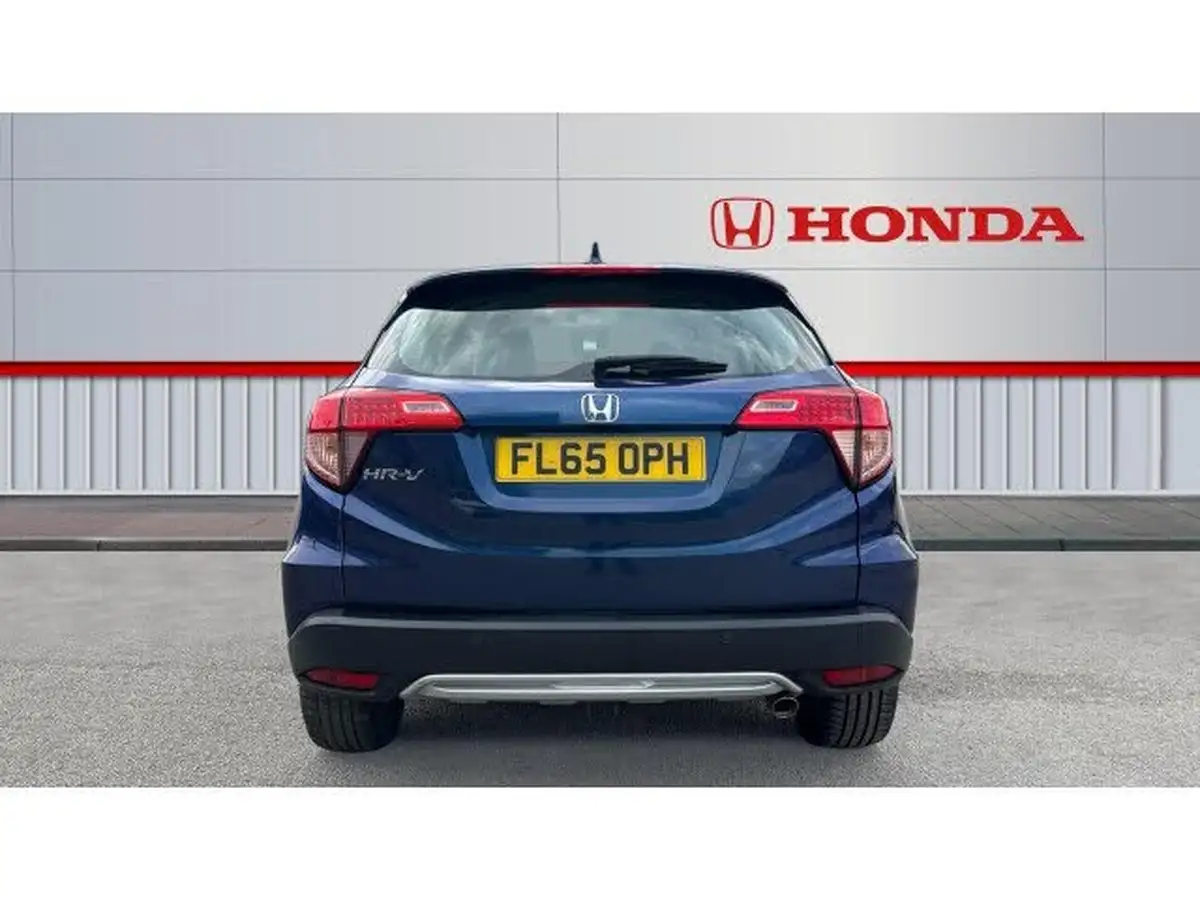 2015-honda-hr-v-16-i-dtec-se-navi-big-6
