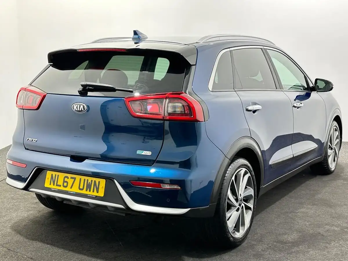 2017-kia-niro-16-gdi-4-big-7