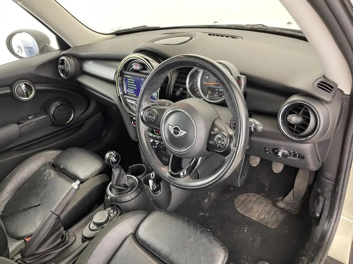 2015-mini-cooper-15-cooper-3d-big-10