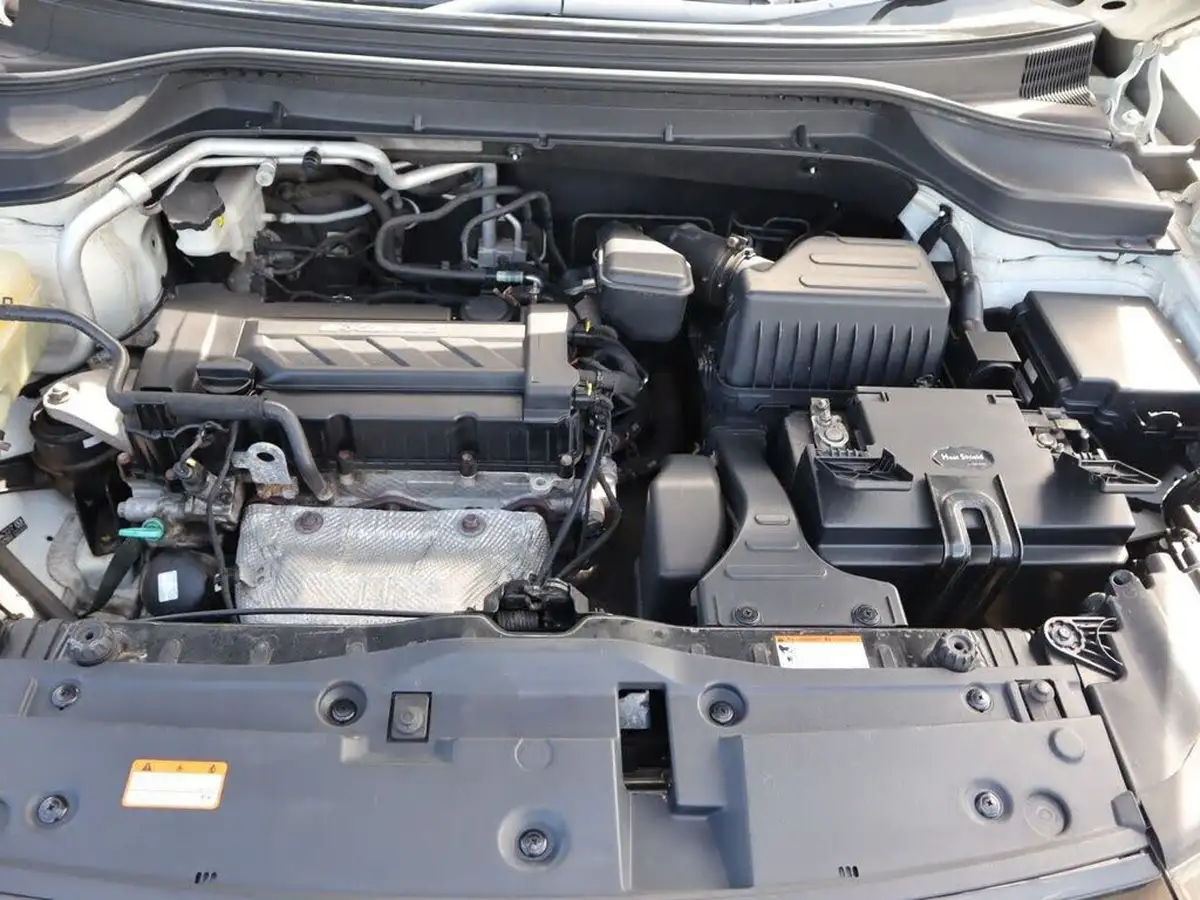 2015-kgm-ssangyong-tivoli-16-elx-big-29