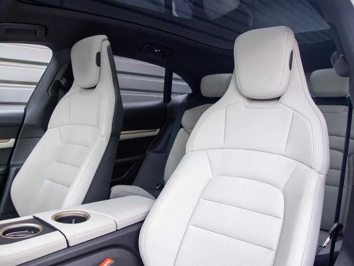 2023-porsche-taycan-e-4s-cross-turismo-big-8