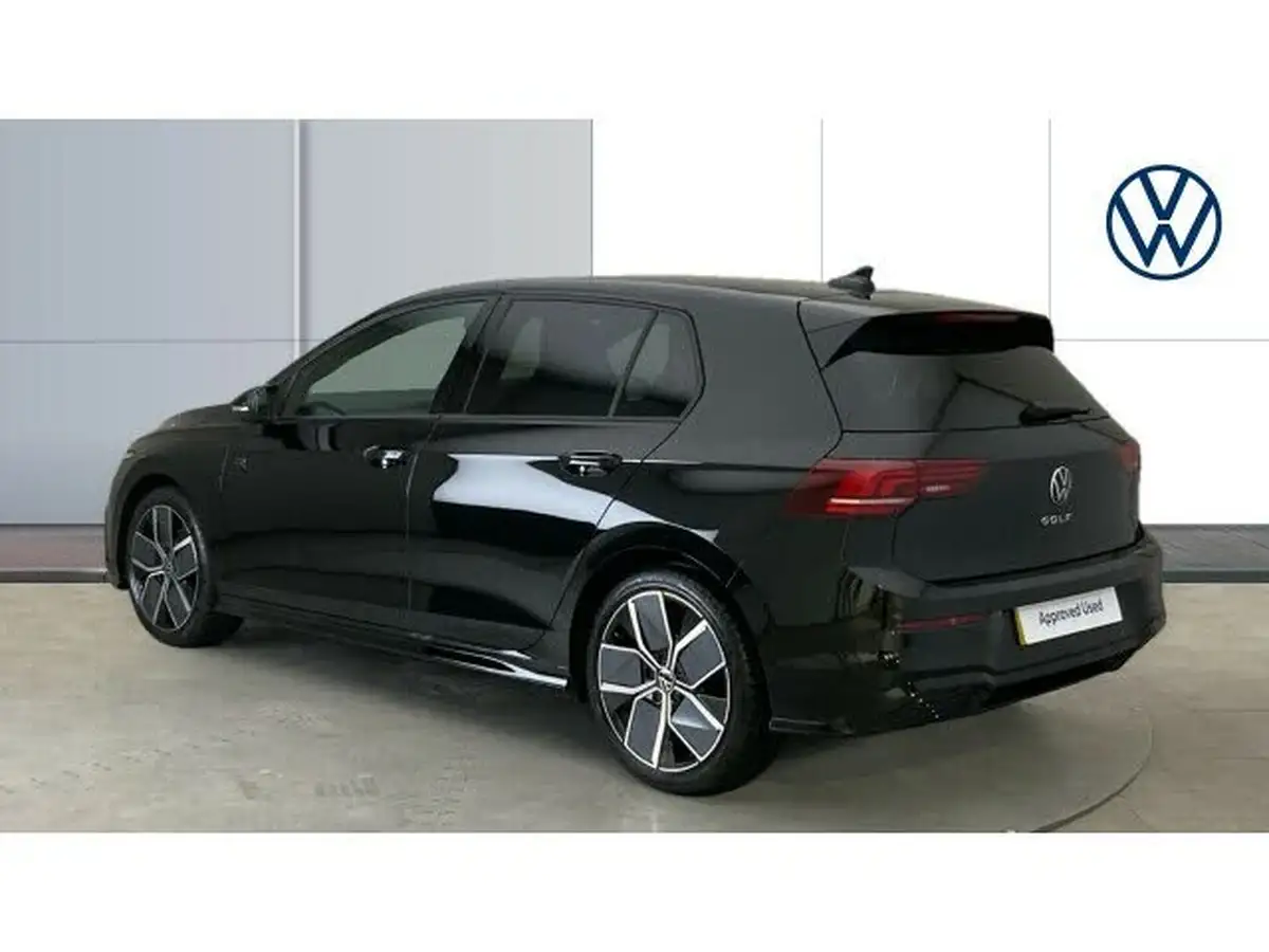 2024-volkswagen-golf-20tdi-r-line-hatchback-dsg-big-2