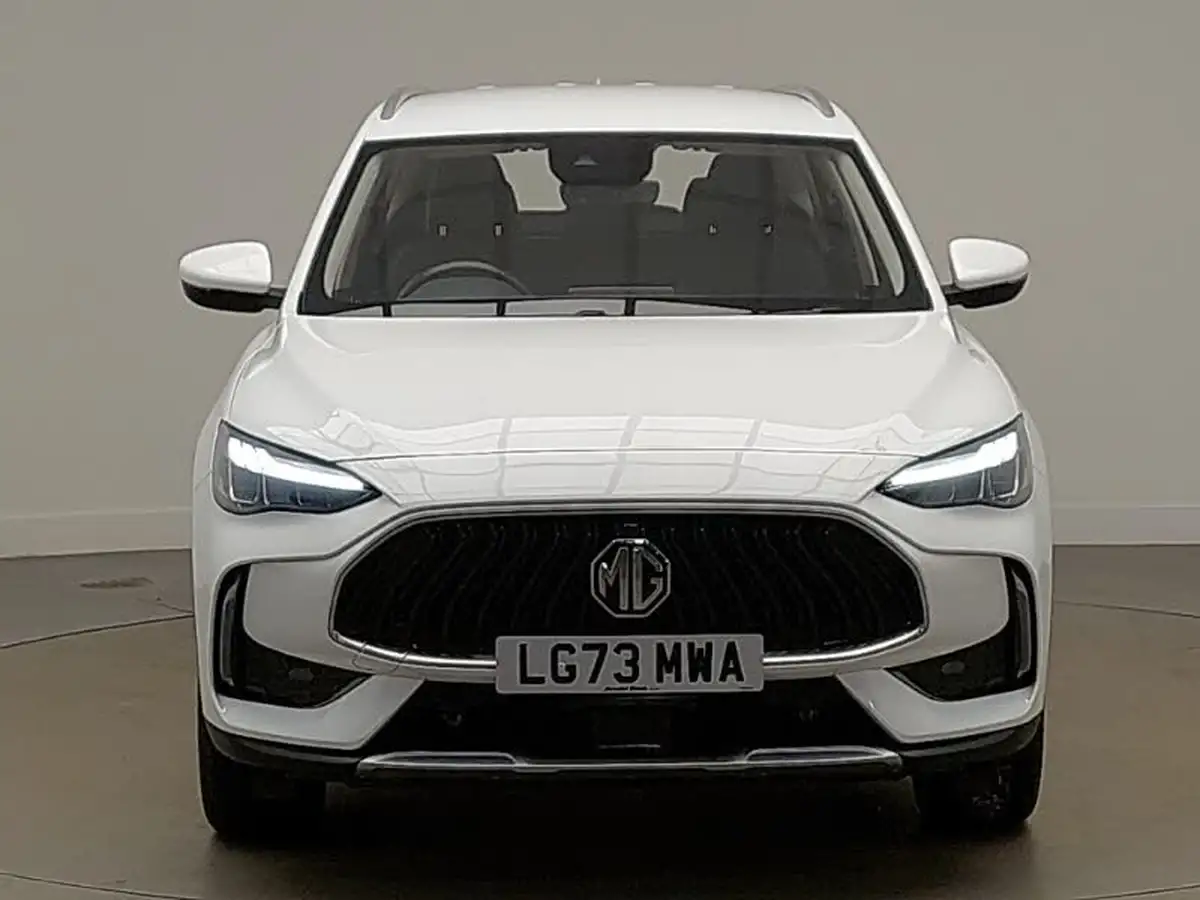 2023-mg-hs-15t-gdi-se-162ps-dct-big-11