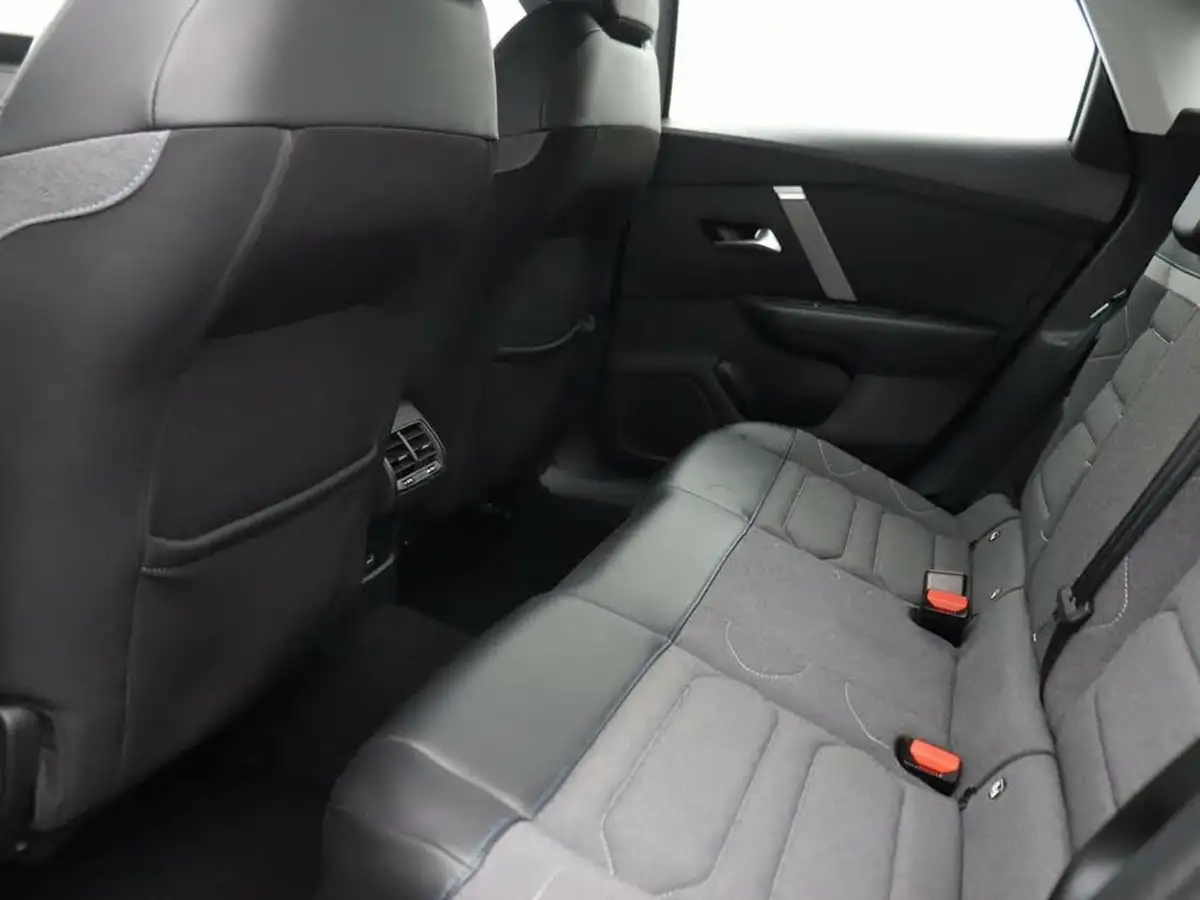 2022-citroen-c4-15bluehdi-sense-plus-110ps-big-10