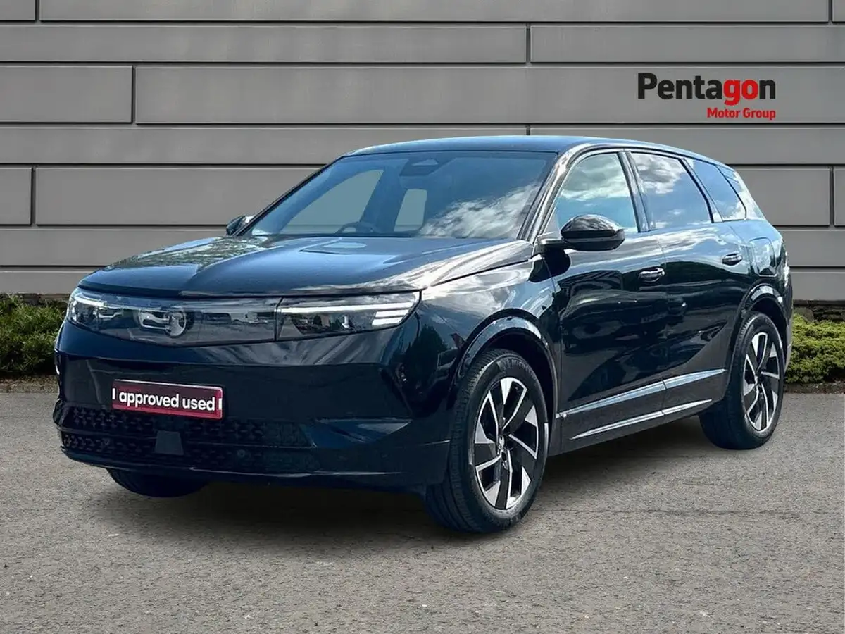 2024-vauxhall-grandland-e-gs-big-2