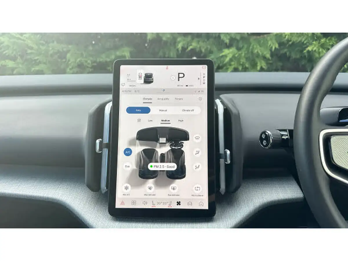 2024-volvo-ex30-e-twin-ultra-big-34