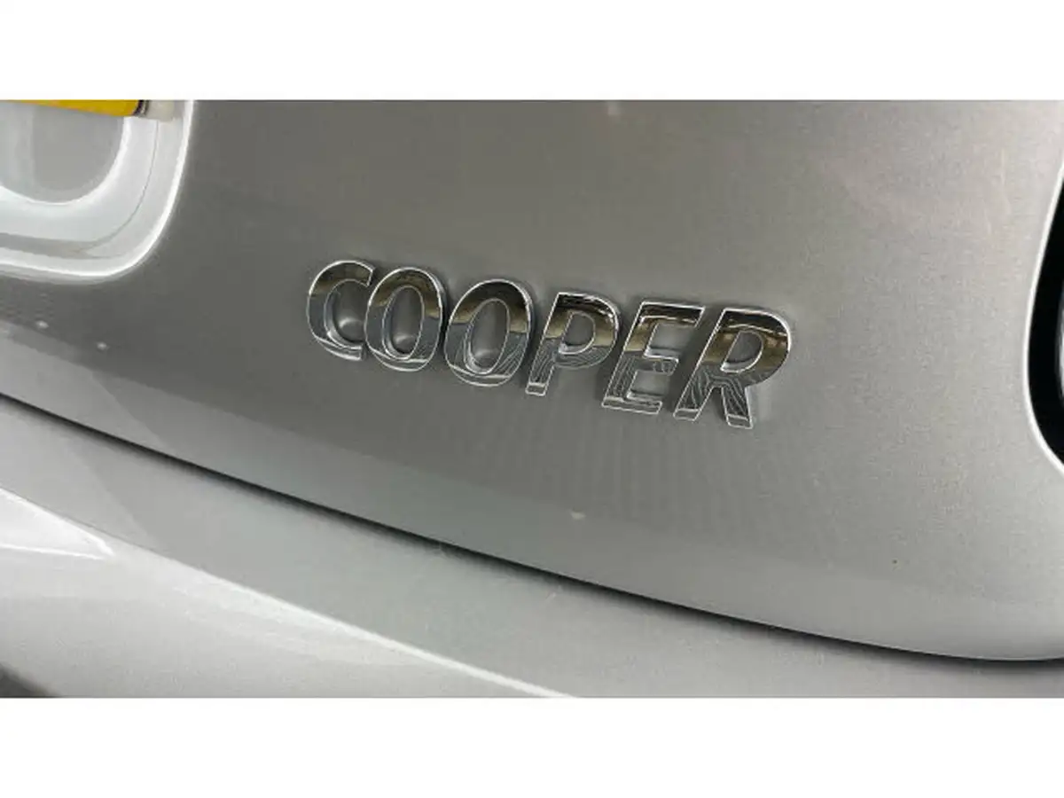 2023-mini-cooper-15-cooper-classic-premium-auto-hatchback-3d-auto-big-38