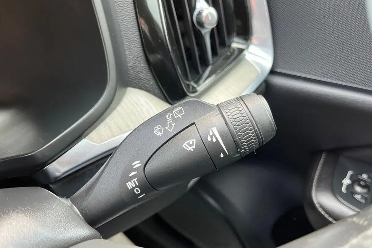 2019-volvo-v60-20td-d4-inscription-plus-geartronic-big-14