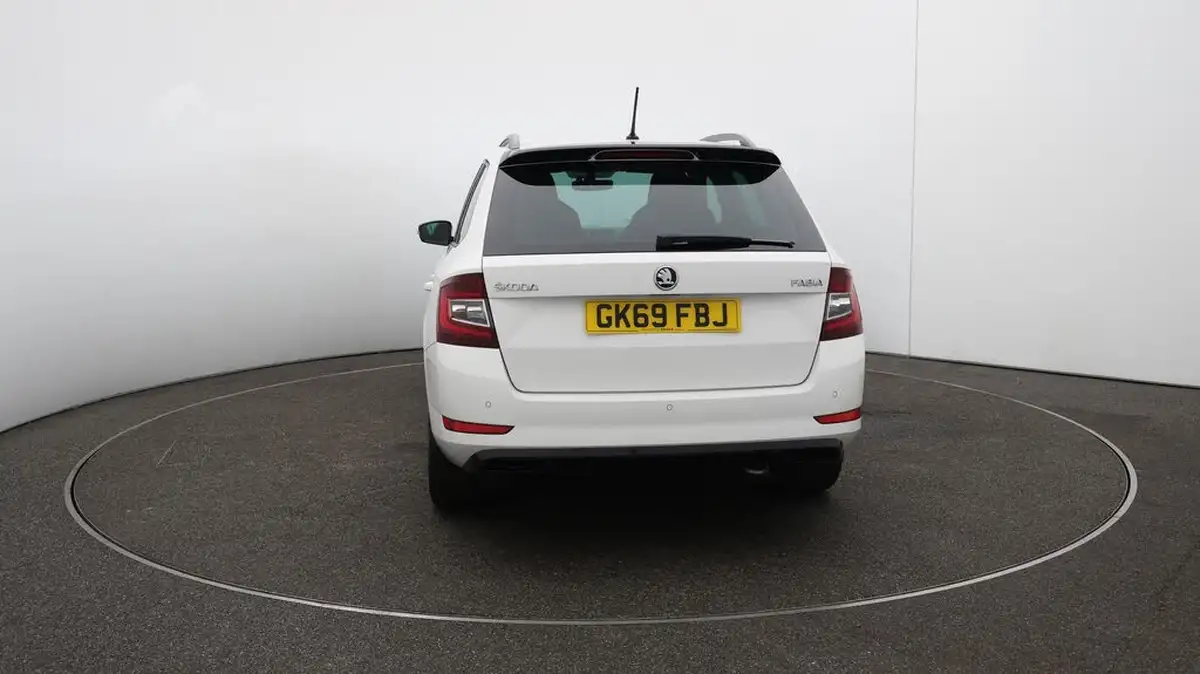 2019-skoda-fabia-10-tsi-monte-carlo-95ps-estate-big-52