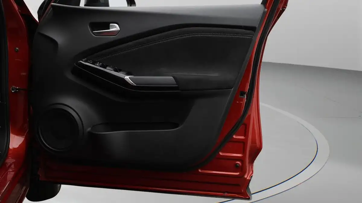 2021-nissan-juke-10-dig-t-tekna-dct-big-15