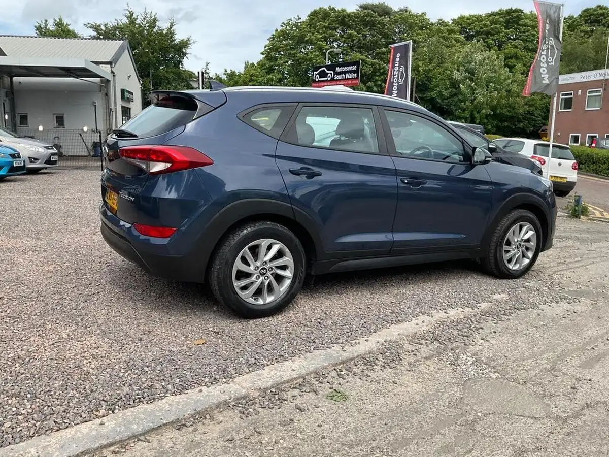 2017-hyundai-tucson-17crdi-blue-drive-se-nav-116ps-big-62