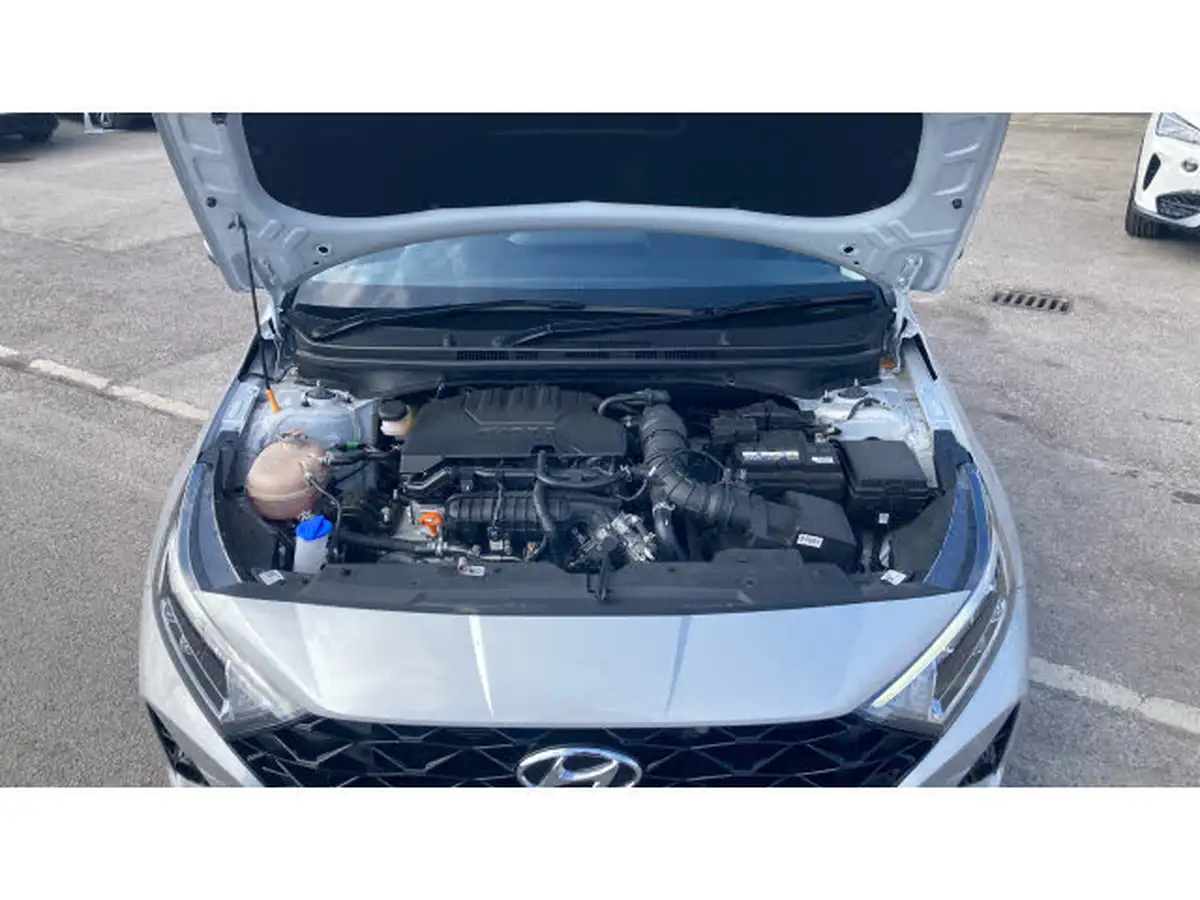 2022-hyundai-i20-10-t-gdi-premium-eclutch-imt-big-7