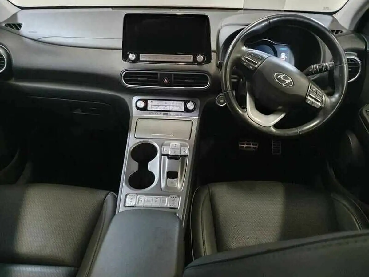 2020-hyundai-kona-e-premium-se-64kwh-105kw-obc-big-10