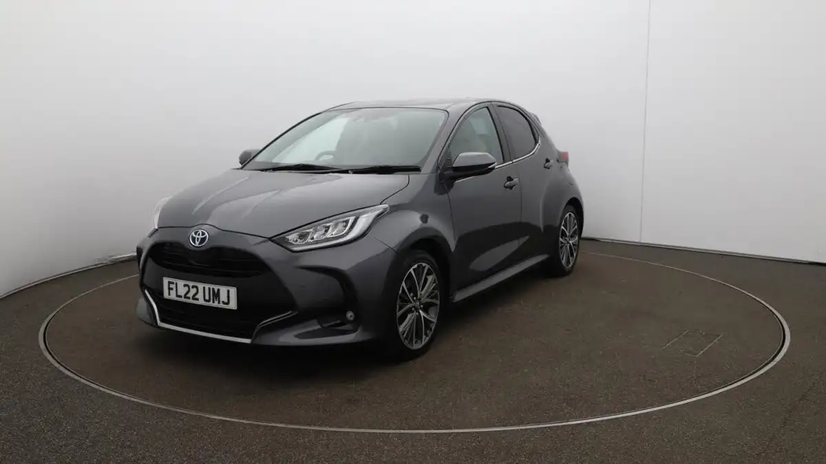 2022-toyota-yaris-15-vvt-i-excel-big-29