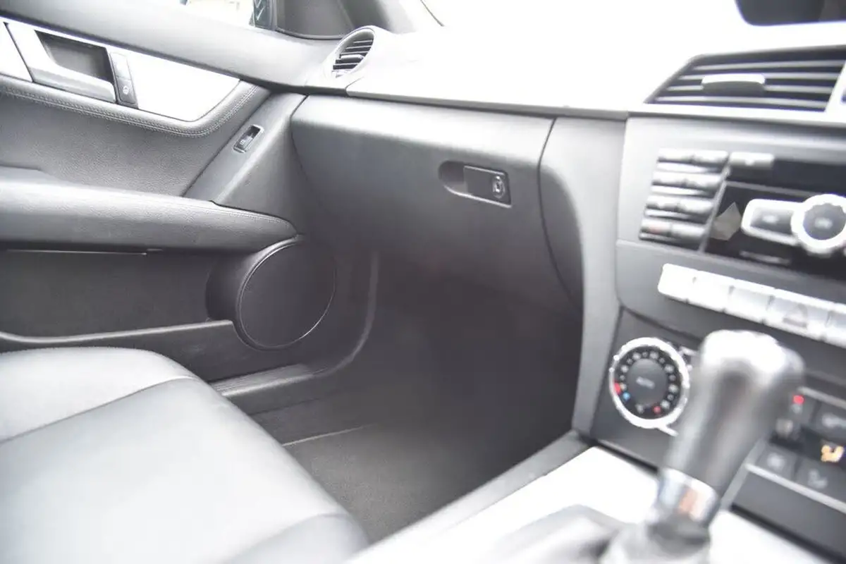 2013-mercedes-benz-c-class-21cdi-c220-cdi-amg-sport-saloon-4d-7g-tronic-plus-big-42