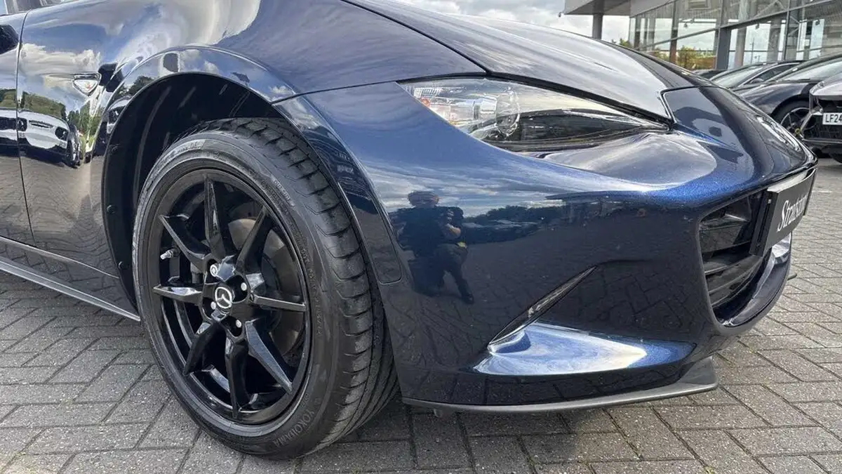2023-mazda-mx-5-15-prime-line-roadster-big-8