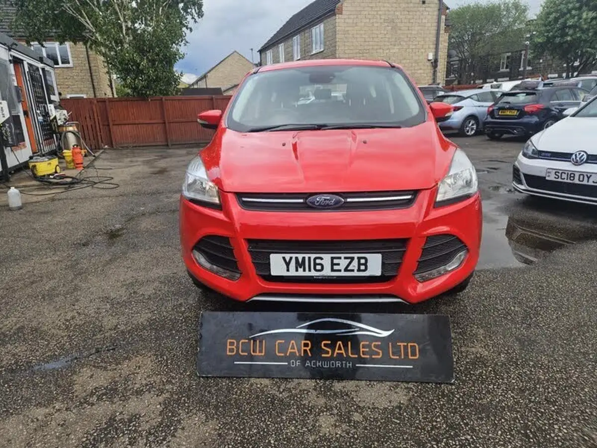 2016-ford-kuga-20tdci-zetec-big-4