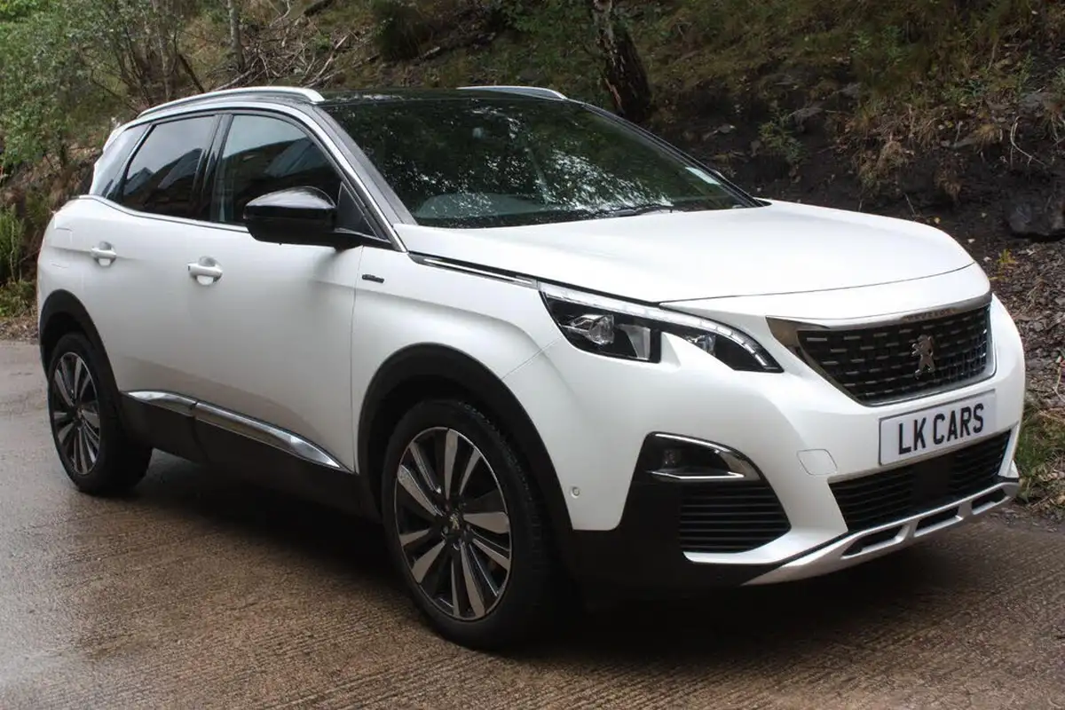 2019-peugeot-3008-suv-12-puretech-gt-line-big-0