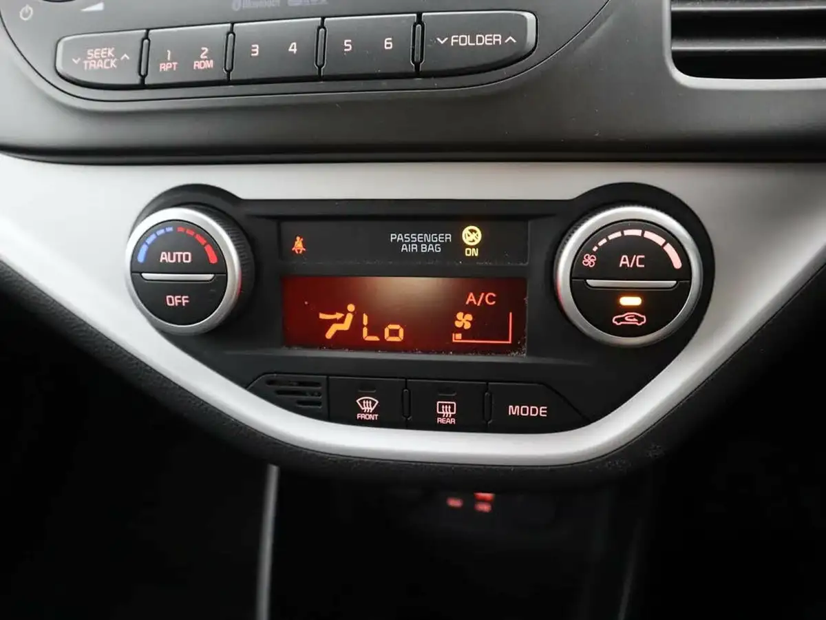 2016-kia-picanto-10-se-big-26