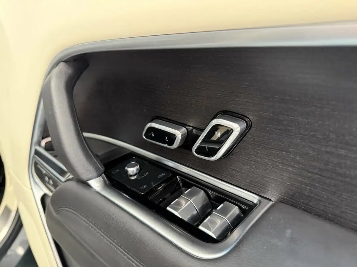 2022-land-rover-range-rover-30-d350-hse-big-60