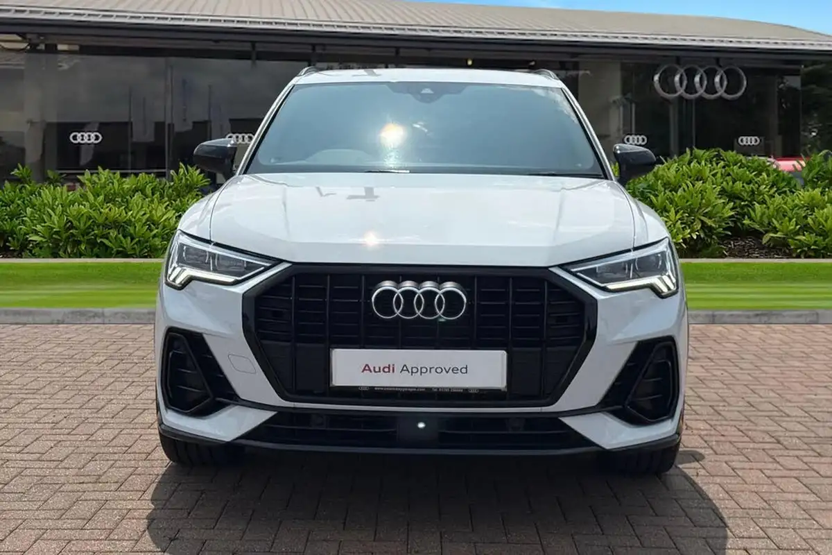2022-audi-q3-15-35-tfsi-black-edition-codcomfort-sound-pack-station-wagon-big-5