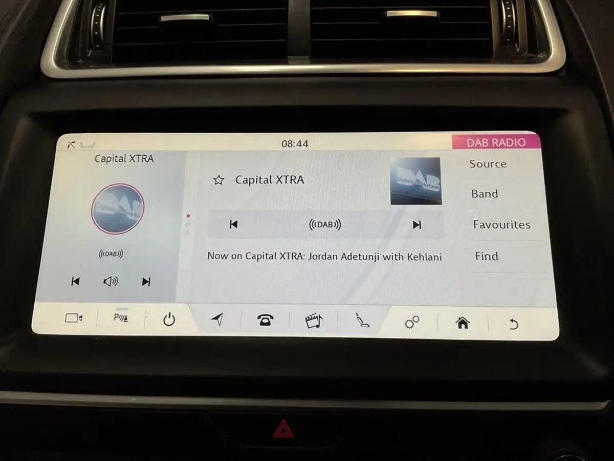 2019-jaguar-e-pace-20-i4d-s-awd-auto-big-52