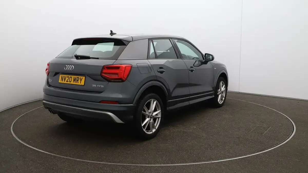 2020-audi-q2-15-35-tfsi-s-line-1495cc-tronic-big-54