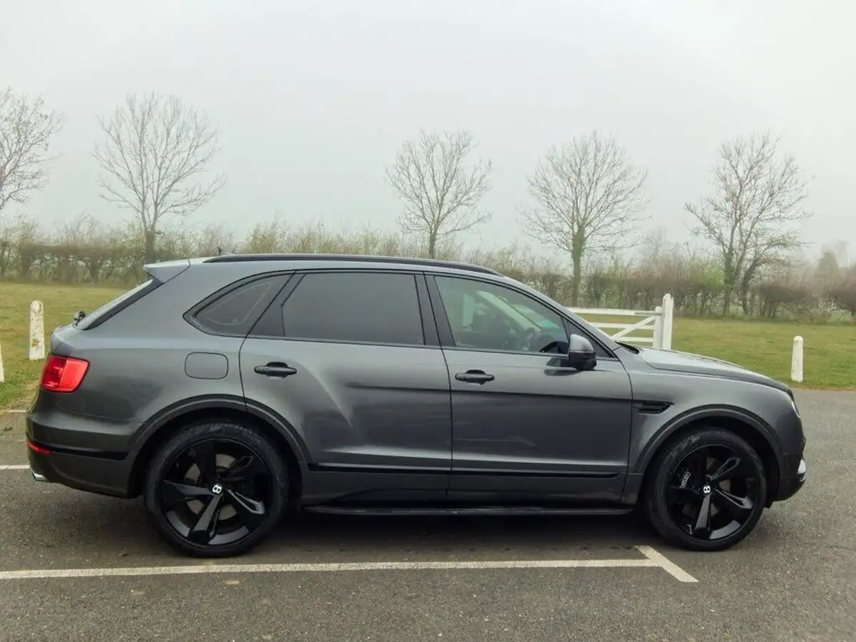 2017-bentley-bentayga-40-diesel-big-22