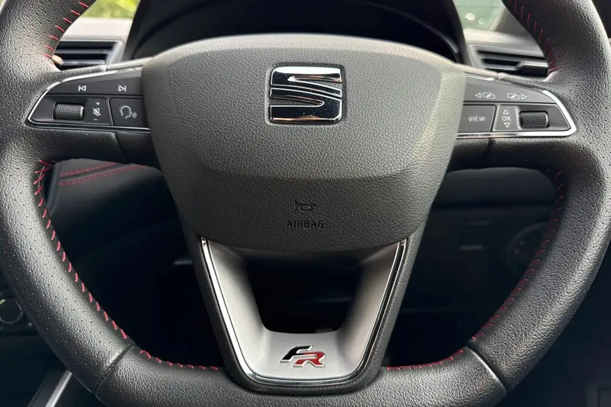 2021-seat-arona-10-tsi-fr-red-edition-big-31