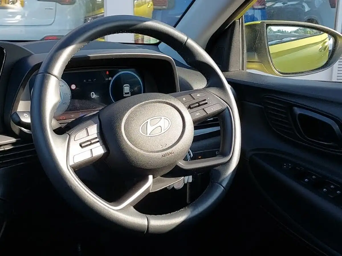 2024-hyundai-i20-10-t-gdi-advance-big-9