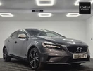 2018-volvo-v40-15-t3-r-design-pro-small-1