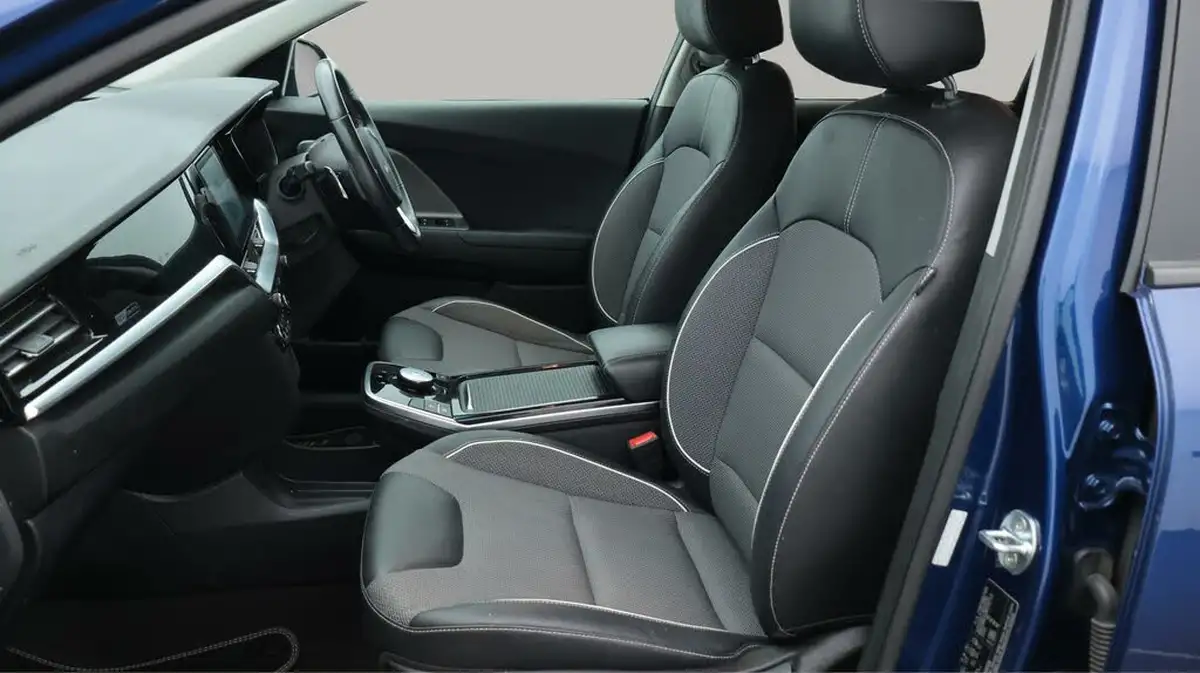2022-kia-niro-ev-e-2-big-14