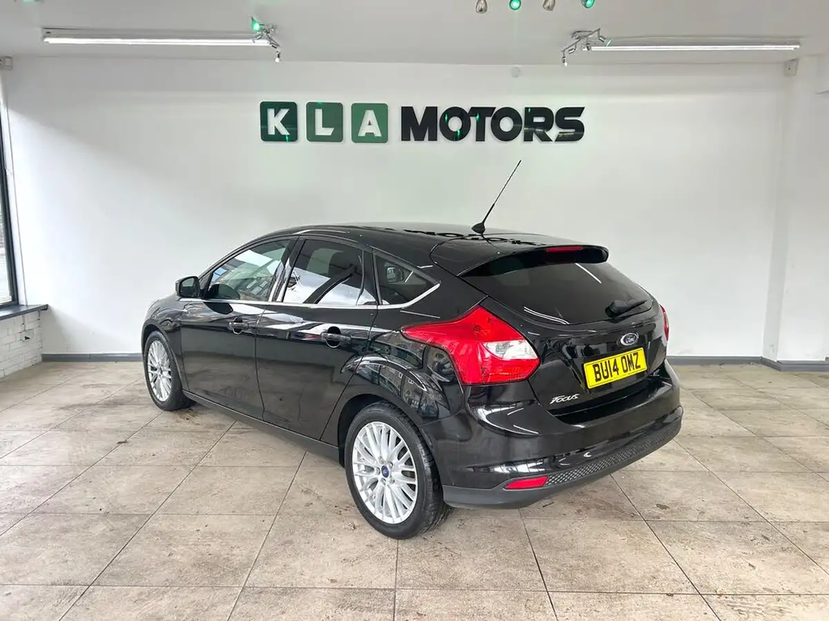 2014-ford-focus-10-zetec-scti-125ps-hatchback-big-2