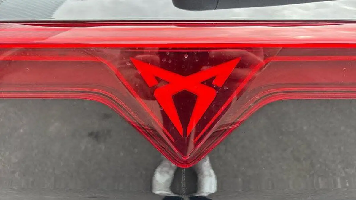 2025-cupra-terramar-15-e-hybrid-vz-first-edition-big-17