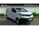 2024-toyota-proace-city-e-icon-l2-small-0
