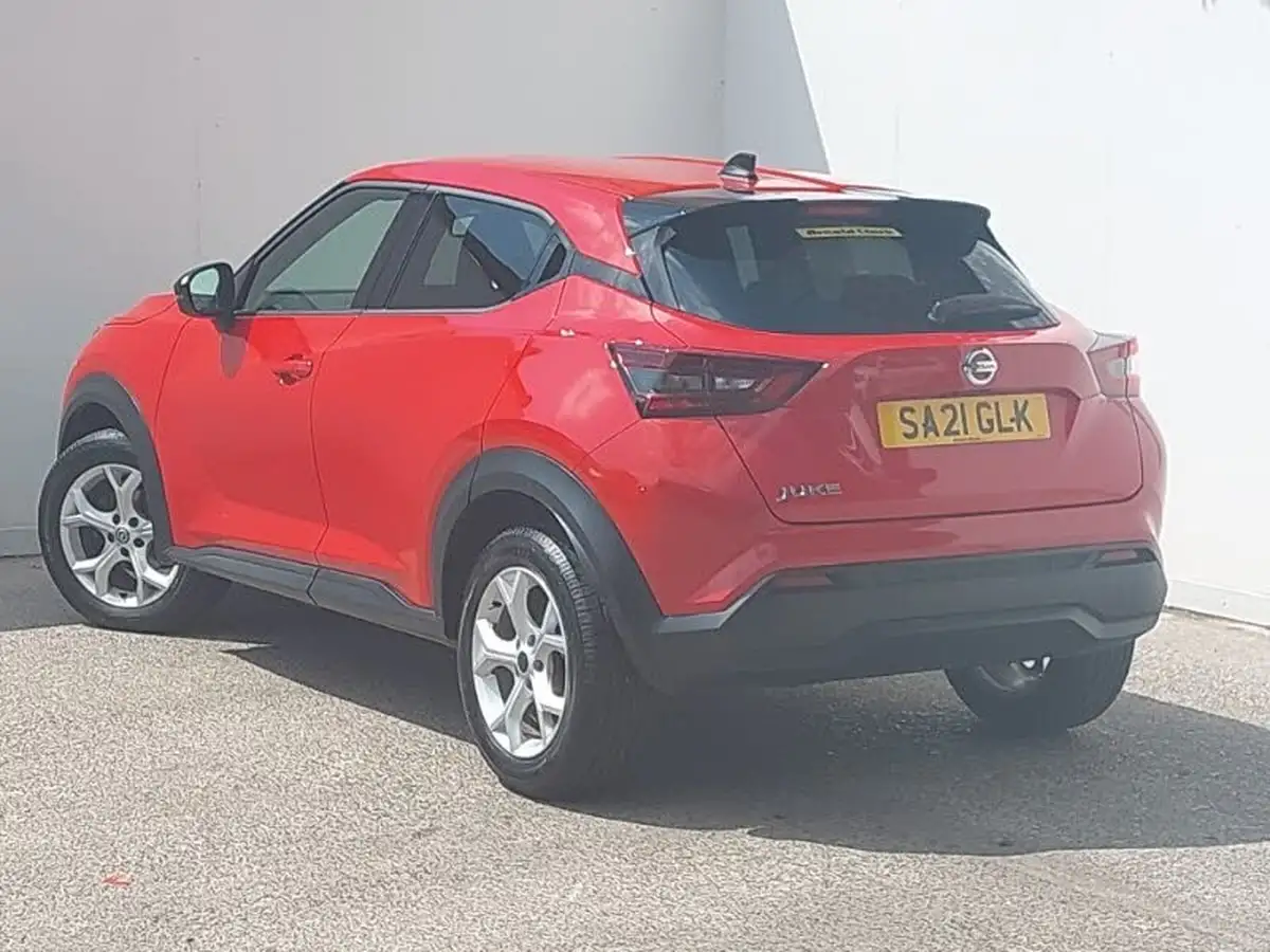 2021-nissan-juke-10-dig-t-n-connecta-dct-big-1