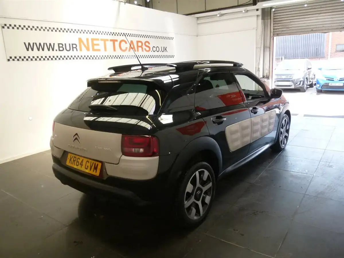 2014-citroen-c4-cactus-16bluehdi-flair-big-7