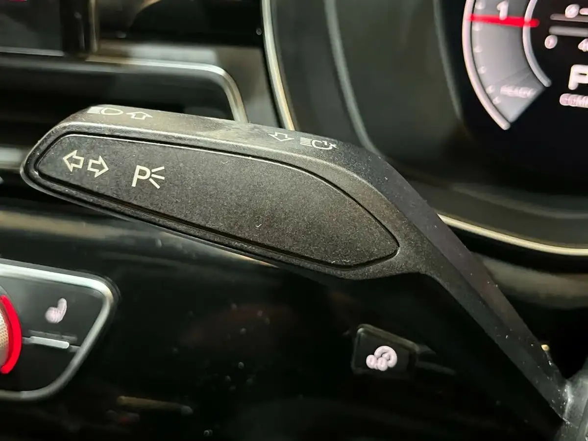 2021-audi-a4-20-40-tdi-black-edition-204ps-big-43
