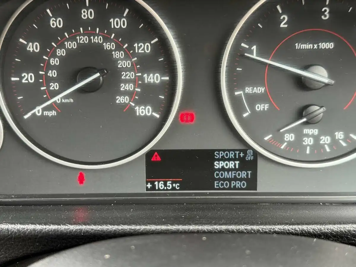 2012-bmw-3-series-20td-316d-sport-116bhp-ss-saloon-4d-big-44