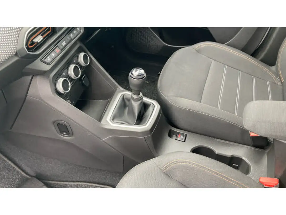 2023-dacia-sandero-stepway-10-tce-journey-100bhp-bi-fuel-big-12