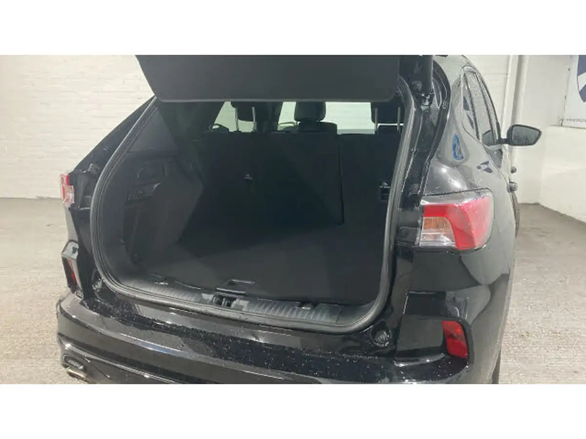 2022-ford-kuga-big-36