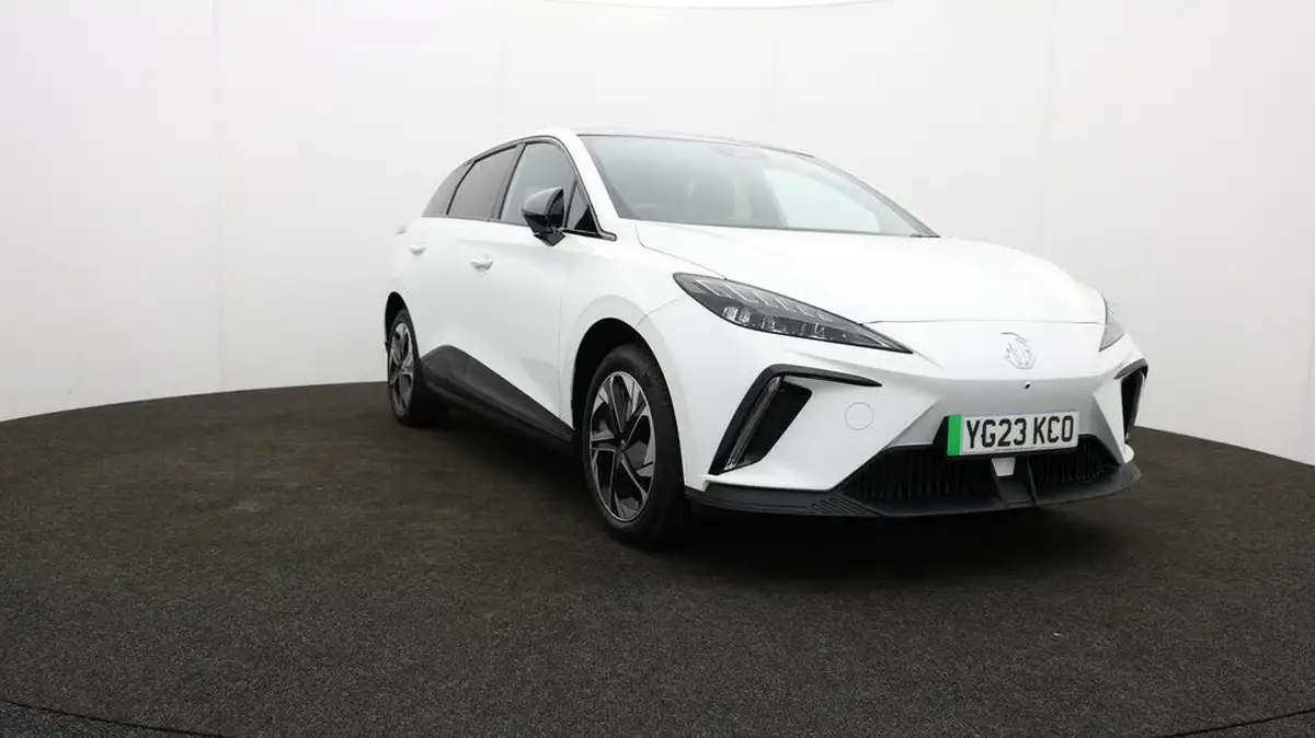 2023-mg-mg4-e-trophy-ev-203ps-long-big-64
