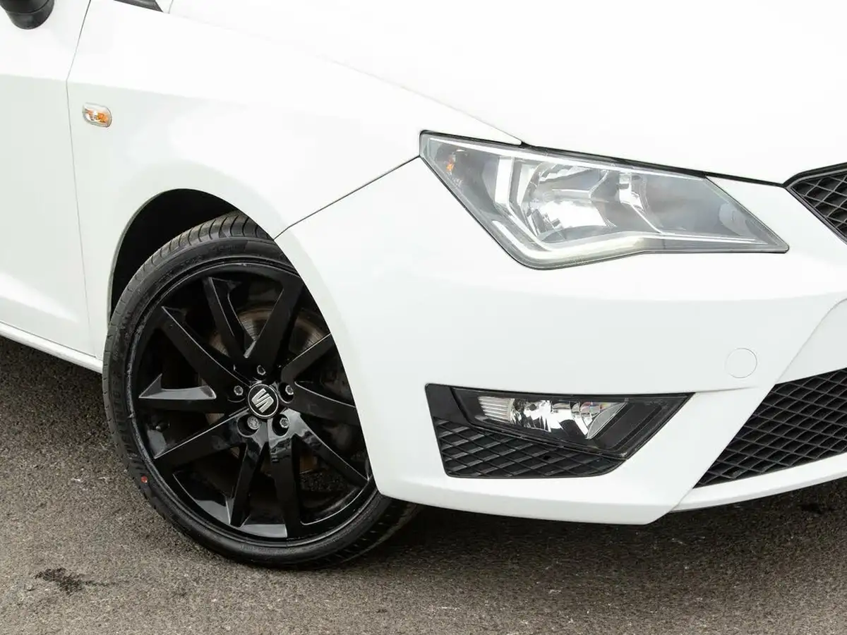 2017-seat-ibiza-12-tsi-fr-technology-110ps-hatchback-5d-big-10