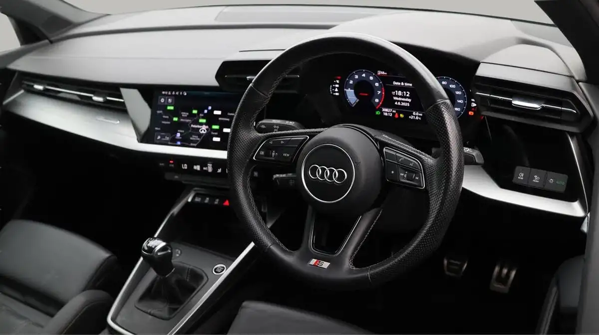 2021-audi-a3-15-35-tfsi-s-line-sportback-5d-big-10