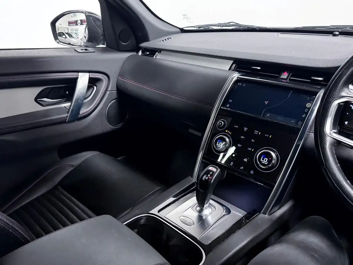 2021-land-rover-discovery-sport-20-d165-r-dynamic-s-plus-big-21