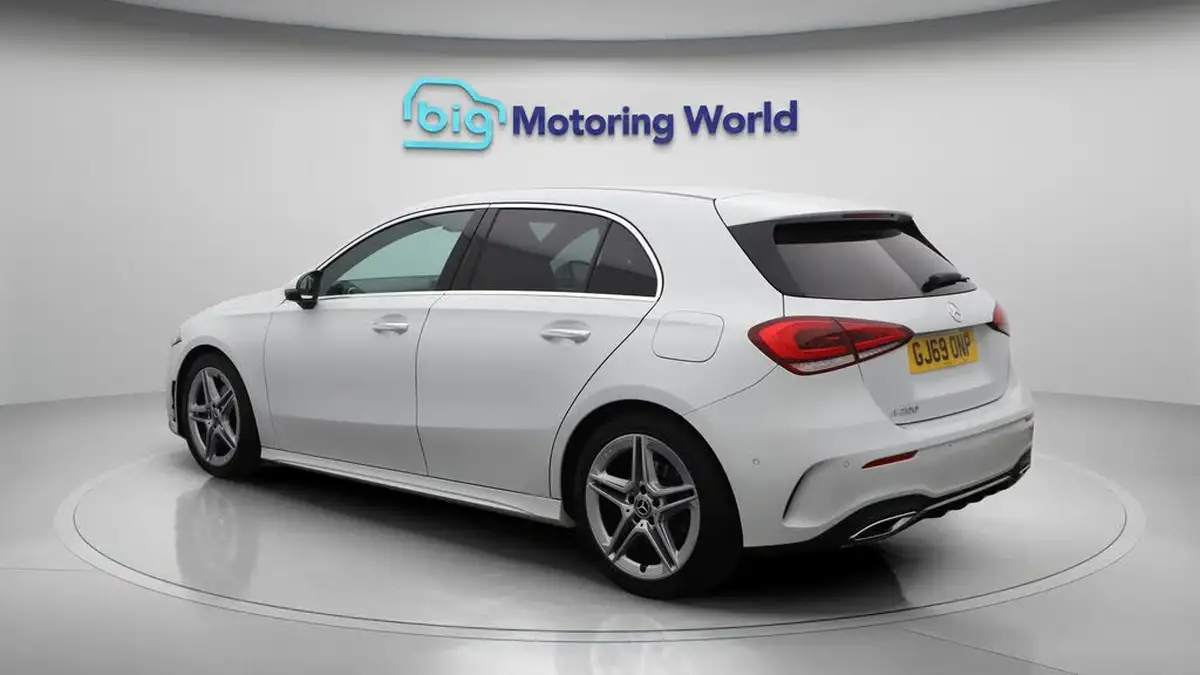 2019-mercedes-benz-a-class-13-a200-amg-line-premium-hatchback-5d-big-5