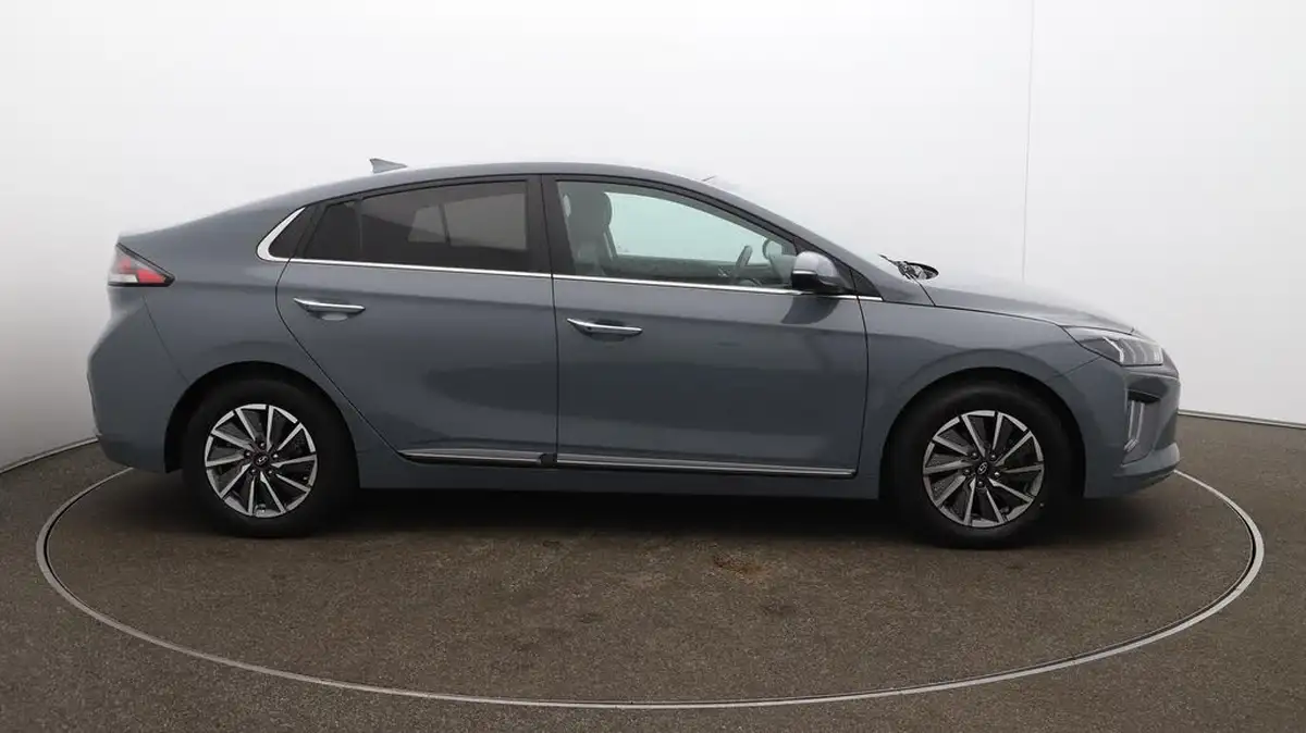 2021-hyundai-ioniq-e-premium-electric-100kw-big-43