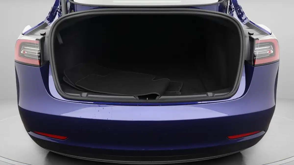 2022-tesla-model-3-e-rwd-big-17